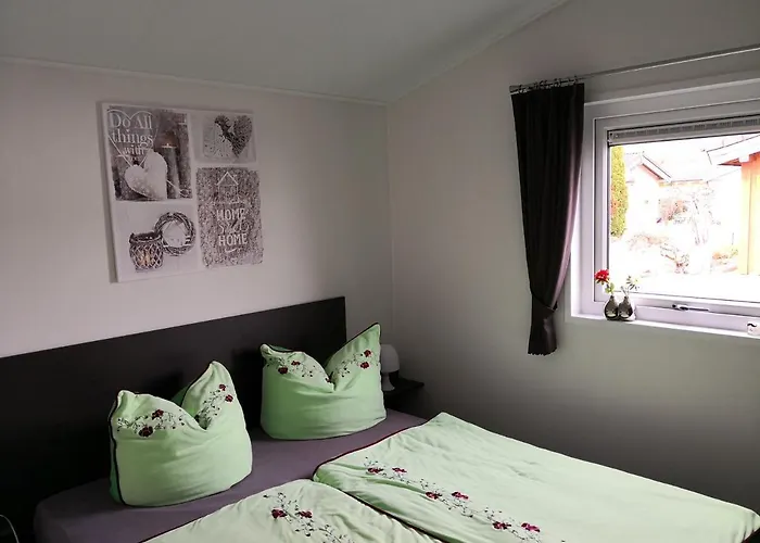 Malefi 1 Am Gülser Moselbogen * Koblenz (Rhineland-Palatinate)